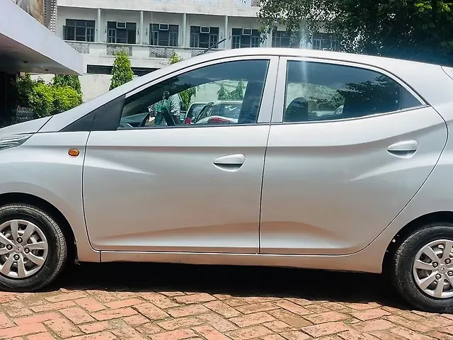 Used Hyundai Eon Era + in Kanpur