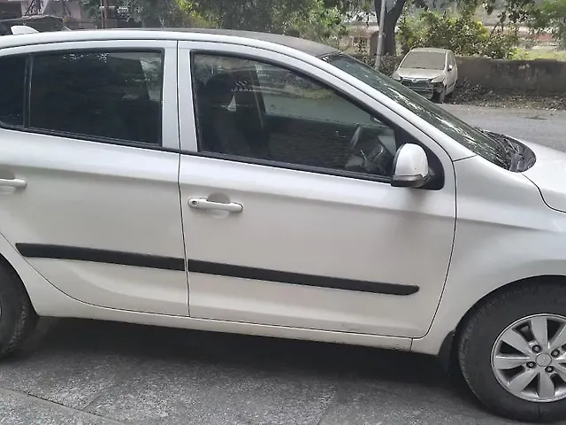 Used Hyundai i20 [2010-2012] Sportz 1.4 CRDI in Kanpur