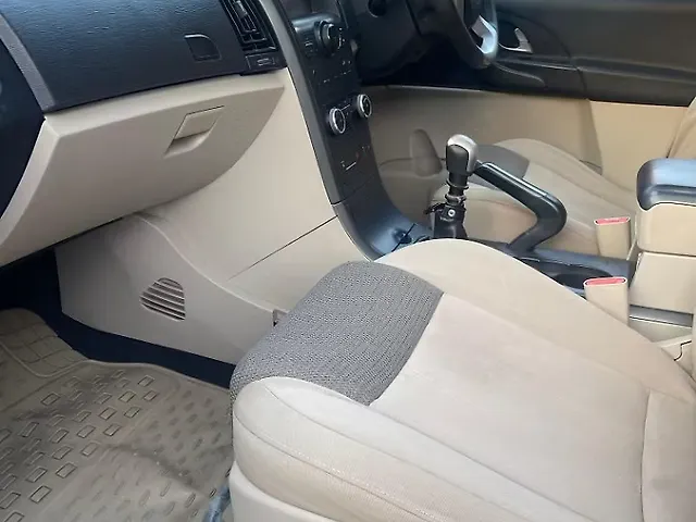 Used Mahindra XUV500 [2015-2018] W6 1.99 in Delhi