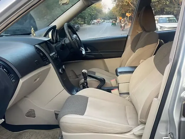 Used Mahindra XUV500 [2015-2018] W6 1.99 in Delhi