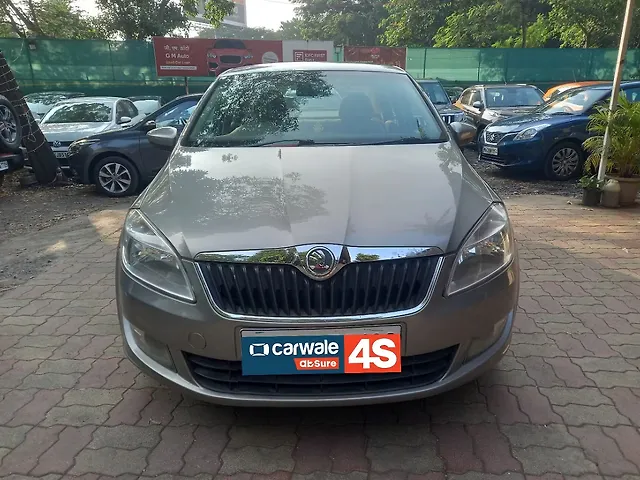 Used 2016 Skoda Rapid in Mumbai