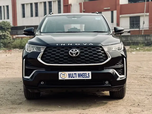 Used 2025 Toyota Innova Hyrcross in Delhi