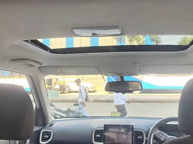 Used Hyundai Venue [2022-2023] SX 1.2 Petrol in Mumbai