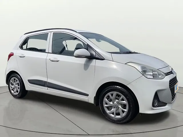 Used 2017 Hyundai Grand i10 in Mumbai