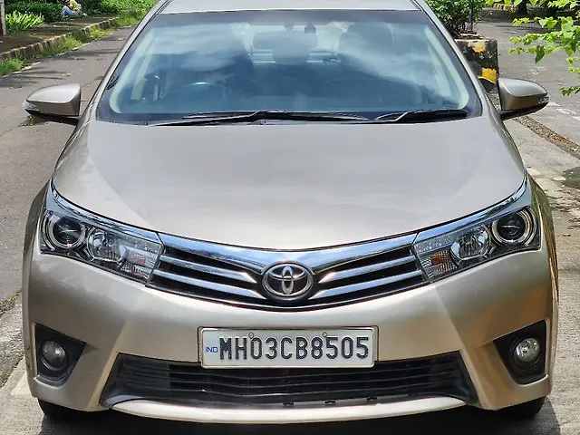 Used 2016 Toyota Corolla Altis in Mumbai