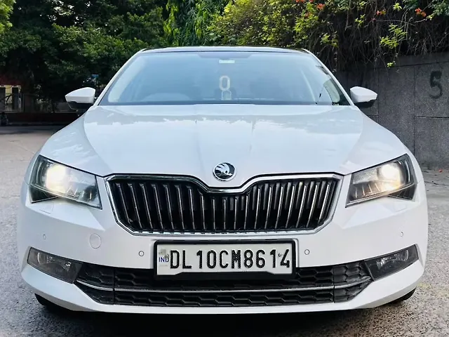Used 2019 Skoda Superb in Delhi