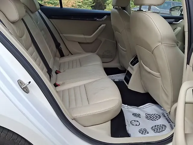 Used Skoda Octavia [2017-2021] 1.8 TSI Style Plus AT [2017] in Mumbai