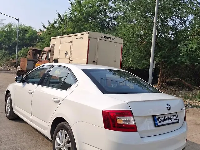 Used Skoda Octavia [2017-2021] 1.8 TSI Style Plus AT [2017] in Mumbai