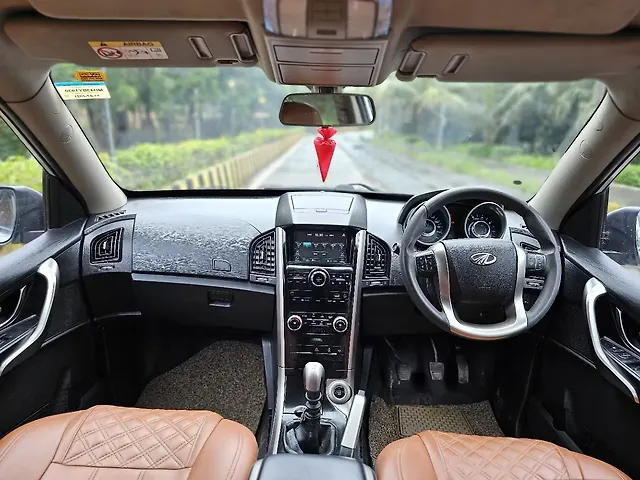 Used Mahindra XUV500 W7 [2018-2020] in Mumbai