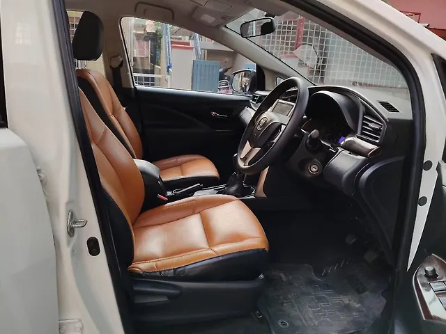 Used Toyota Innova Crysta [2016-2020] 2.4 G 7 STR [2016-2017] in Bangalore
