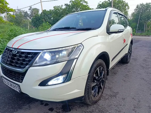 Used 2019 Mahindra XUV500 in Delhi