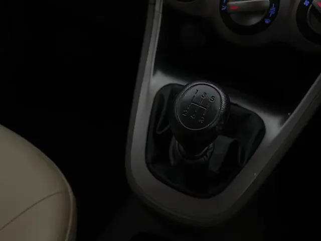 Used Hyundai i10 [2010-2017] Magna 1.1 iRDE2 [2010-2017] in Bangalore