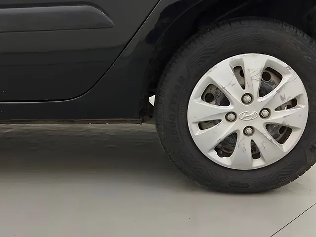 Used Hyundai i10 [2010-2017] Magna 1.1 iRDE2 [2010-2017] in Bangalore