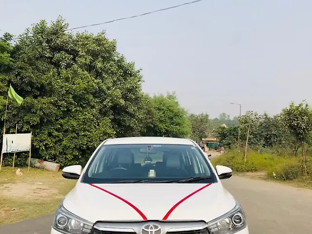 Used 2016 Toyota Innova Crysta in Lucknow Used 2016 Toyota Innova Crysta in Lucknow