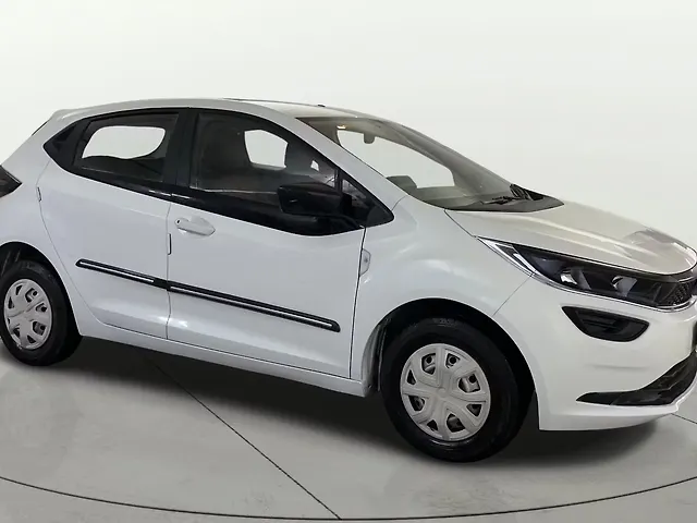 Used 2021 Tata Altroz in Delhi Used 2021 Tata Altroz in Delhi