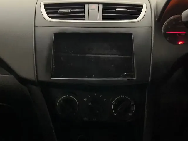 Used Maruti Suzuki Swift [2011-2014] VXi in Hyderabad