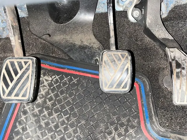 Used Maruti Suzuki Swift [2011-2014] VXi in Hyderabad