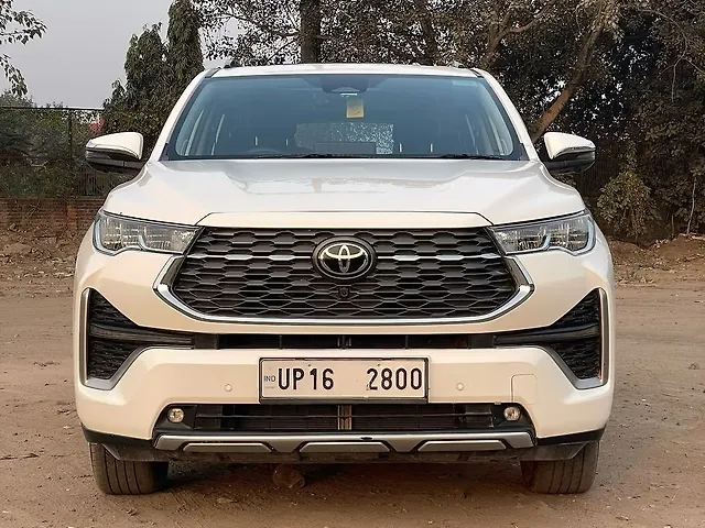 Used 2023 Toyota Innova Hycross in Delhi