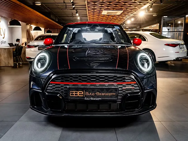 Used 2021 Mini Cooper JCW in Delhi Used 2021 Mini Cooper JCW in Delhi