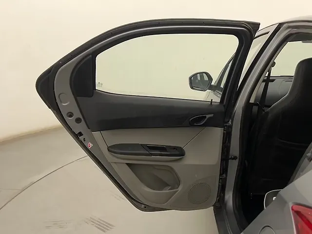 Used Tata Tiago [2016-2020] Revotron XT [2016-2019] in Pune
