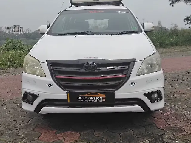 Used 2011 Toyota Innova in Thiruvananthapuram