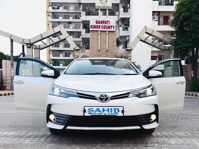 Used 2018 Toyota Corolla Altis in Agra Used 2018 Toyota Corolla Altis in Agra