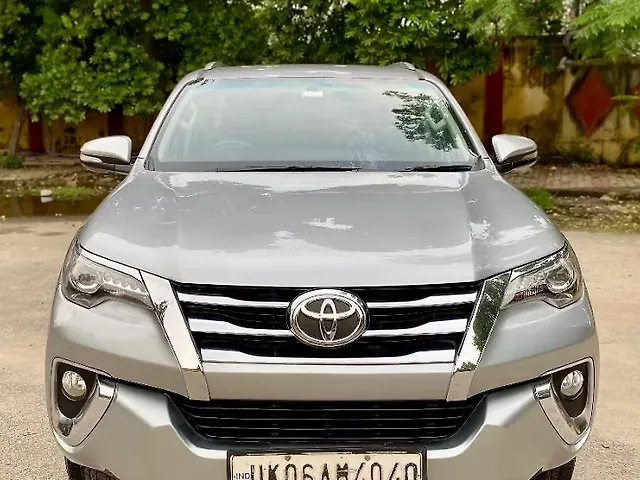 Used 2017 Toyota Fortuner in Delhi