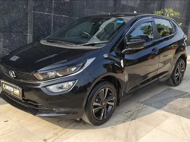 Used 2022 Tata Altroz in Delhi