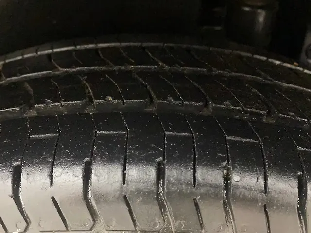 Used Maruti Suzuki Swift [2011-2014] VXi in Hyderabad