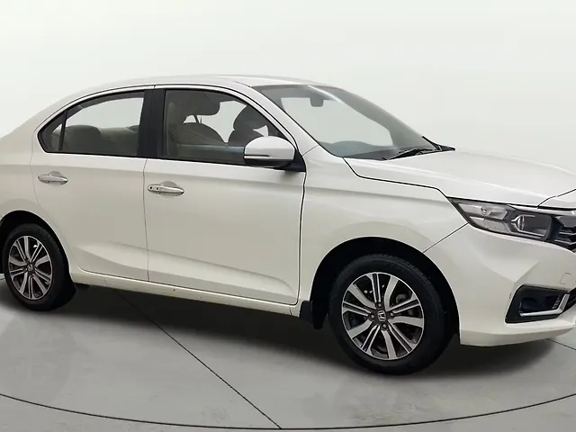 Used 2024 Honda Amaze in Pune Used 2024 Honda Amaze in Pune