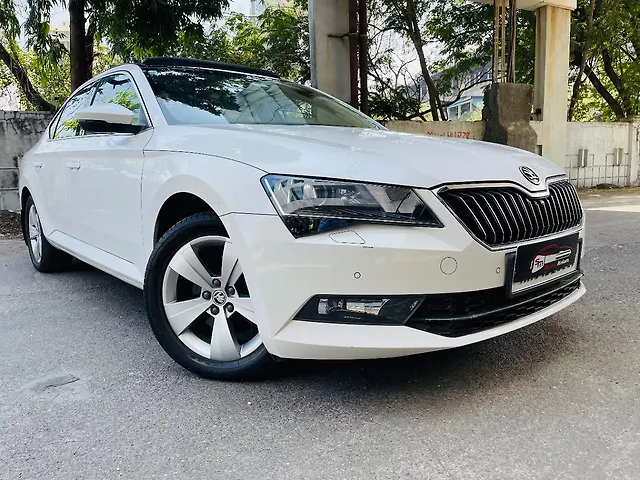 Used 2019 Skoda Superb in Mumbai