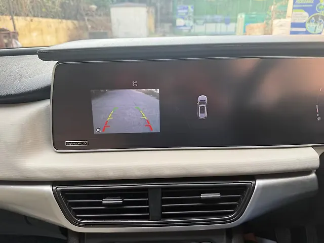 Used Mahindra Old Generation XUV700 AX 5 Petrol MT 7 STR [2021] in Delhi