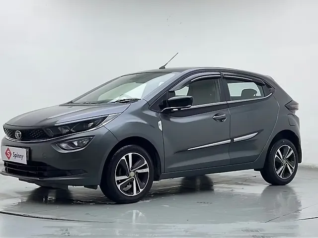 Used 2022 Tata Altroz in Delhi