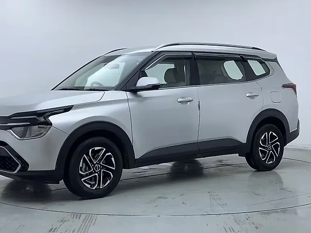 Used 2022 Kia Carens in Delhi