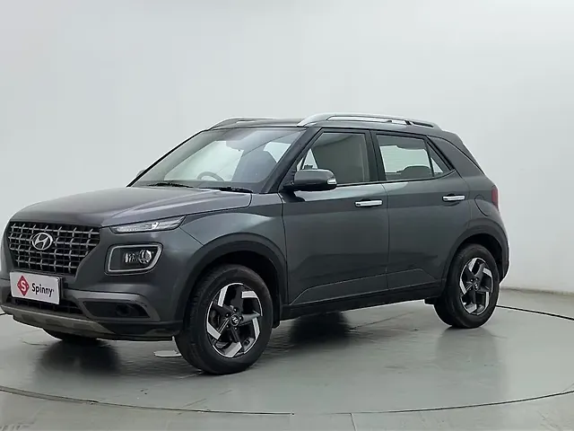 Used 2021 Hyundai Venue in Mumbai