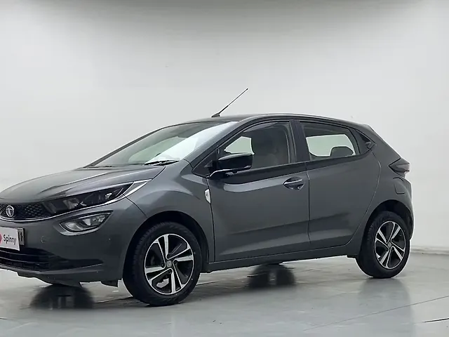 Used 2020 Tata Altroz in Delhi