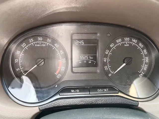 Used Skoda Rapid Ambition 1.5 TDI AT in Mumbai