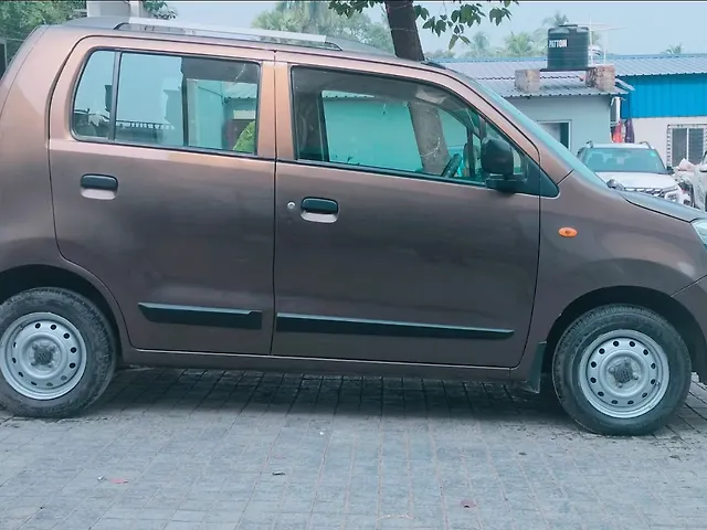 Used Maruti Suzuki Wagon R 1.0 [2014-2019] LXI in Kolkata