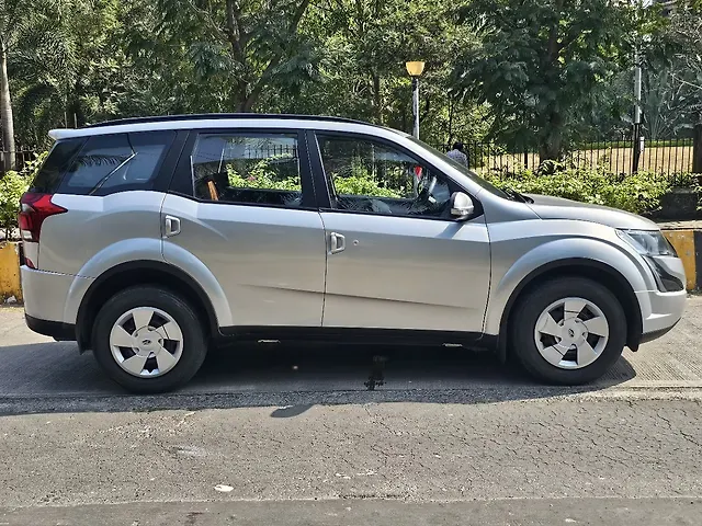 Used Mahindra XUV500 W7 [2018-2020] in Mumbai
