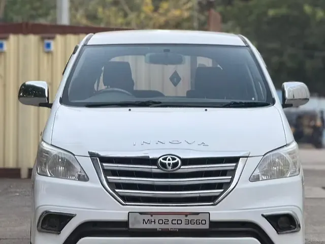 Used 2011 Toyota Innova in Mumbai