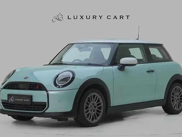 Used 2025 Mini Cooper in Delhi Used 2025 Mini Cooper in Delhi