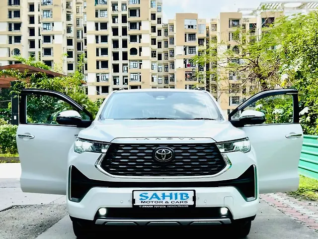 Used 2024 Toyota Innova Hycross in Agra Used 2024 Toyota Innova Hycross in Agra