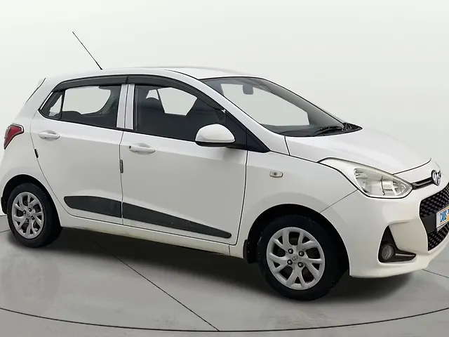Used 2017 Hyundai Grand i10 in Ahmedabad Used 2017 Hyundai Grand i10 in Ahmedabad