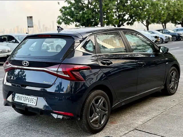 Used Hyundai i20 [2020-2023] Sportz 1.2 IVT [2020-2023] in Mumbai