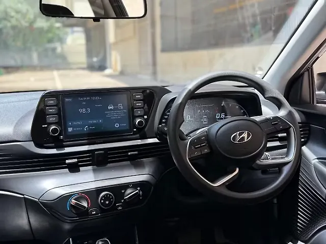 Used Hyundai i20 [2020-2023] Sportz 1.2 IVT [2020-2023] in Mumbai