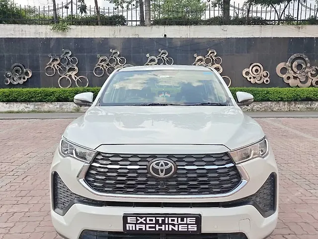 Used 2023 Toyota Innova Hycross in Lucknow Used 2023 Toyota Innova Hycross in Lucknow