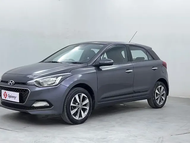 Used 2015 Hyundai Elite i20 in Pune
