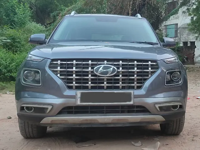 Used 2019 Hyundai Venue in Agra