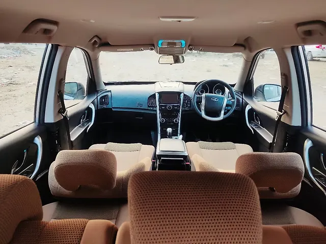 Used Mahindra XUV500 W7 [2018-2020] in Agra