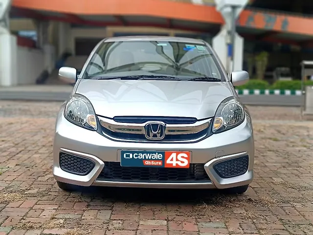 Used 2017 Honda Amaze in Delhi